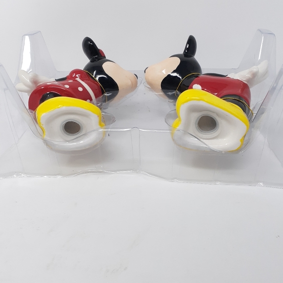 Disney MICKEY Kissing Minnie Mouse Salt & Pepper Shakers Set - Picture 7 of 8